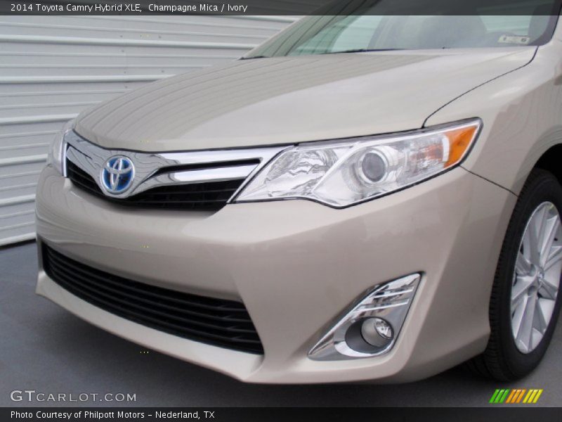 Champagne Mica / Ivory 2014 Toyota Camry Hybrid XLE