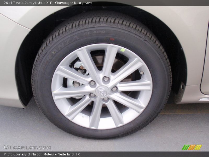 Champagne Mica / Ivory 2014 Toyota Camry Hybrid XLE