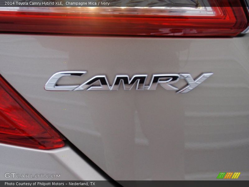 Champagne Mica / Ivory 2014 Toyota Camry Hybrid XLE