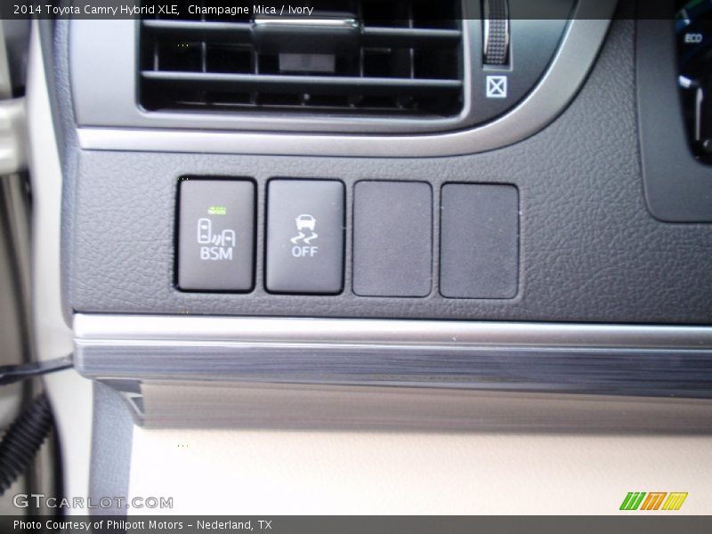 Champagne Mica / Ivory 2014 Toyota Camry Hybrid XLE