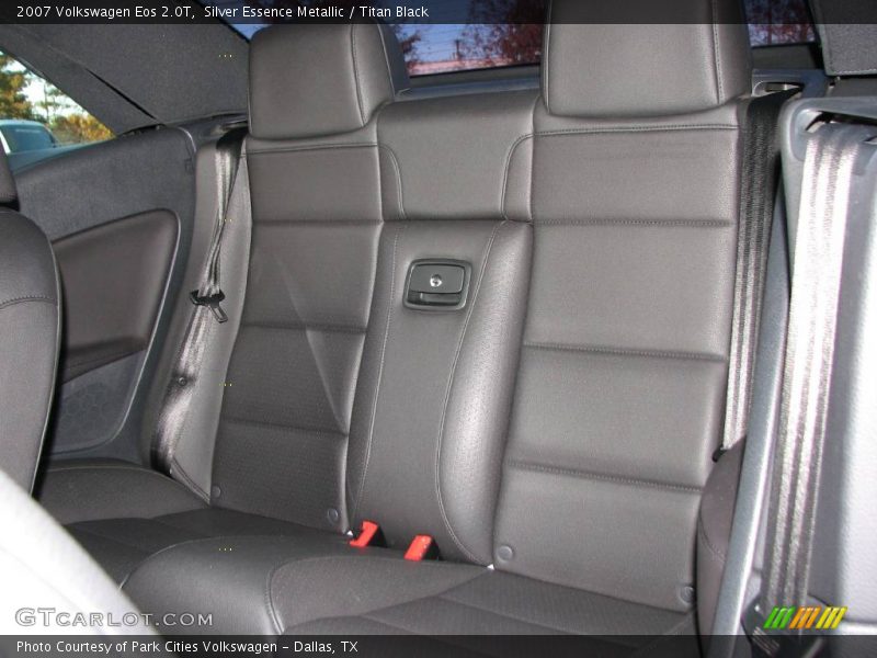 Silver Essence Metallic / Titan Black 2007 Volkswagen Eos 2.0T