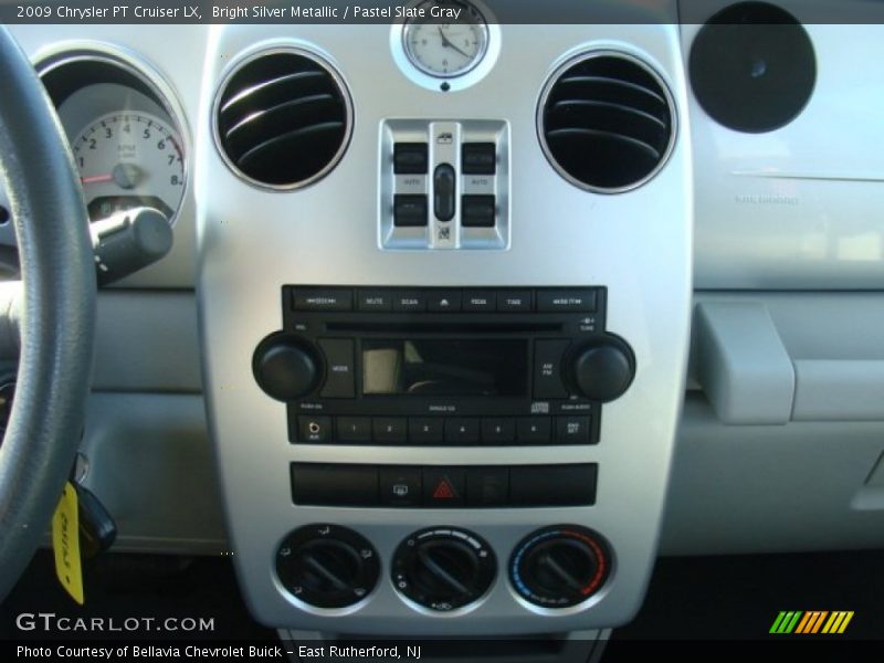 Bright Silver Metallic / Pastel Slate Gray 2009 Chrysler PT Cruiser LX