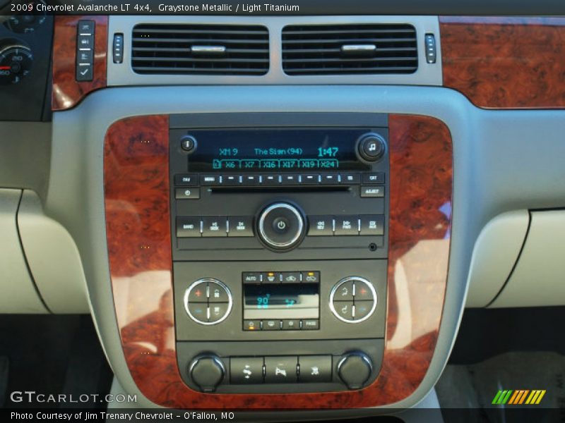 Graystone Metallic / Light Titanium 2009 Chevrolet Avalanche LT 4x4