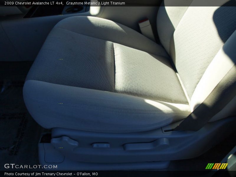 Graystone Metallic / Light Titanium 2009 Chevrolet Avalanche LT 4x4