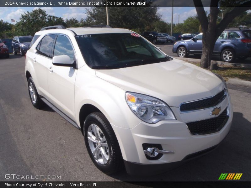 White Diamond Tricoat / Light Titanium/Jet Black 2014 Chevrolet Equinox LT