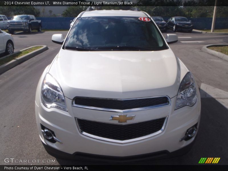 White Diamond Tricoat / Light Titanium/Jet Black 2014 Chevrolet Equinox LT