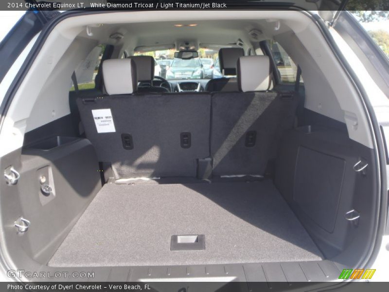 White Diamond Tricoat / Light Titanium/Jet Black 2014 Chevrolet Equinox LT