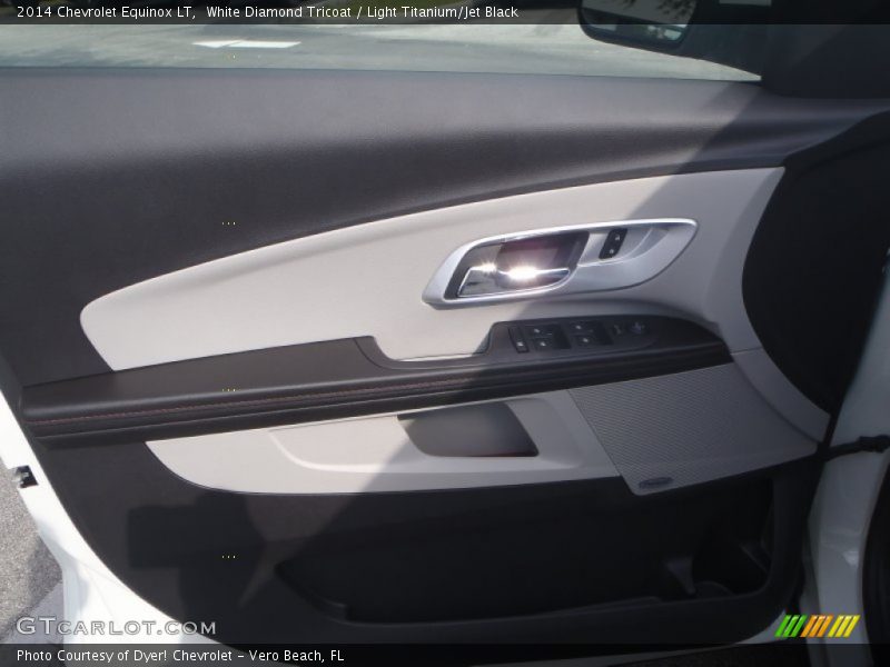 White Diamond Tricoat / Light Titanium/Jet Black 2014 Chevrolet Equinox LT