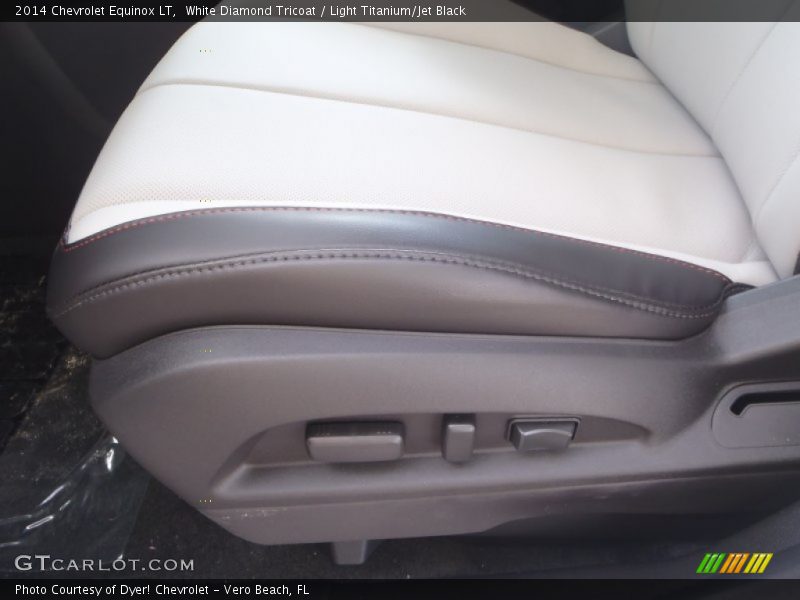 White Diamond Tricoat / Light Titanium/Jet Black 2014 Chevrolet Equinox LT