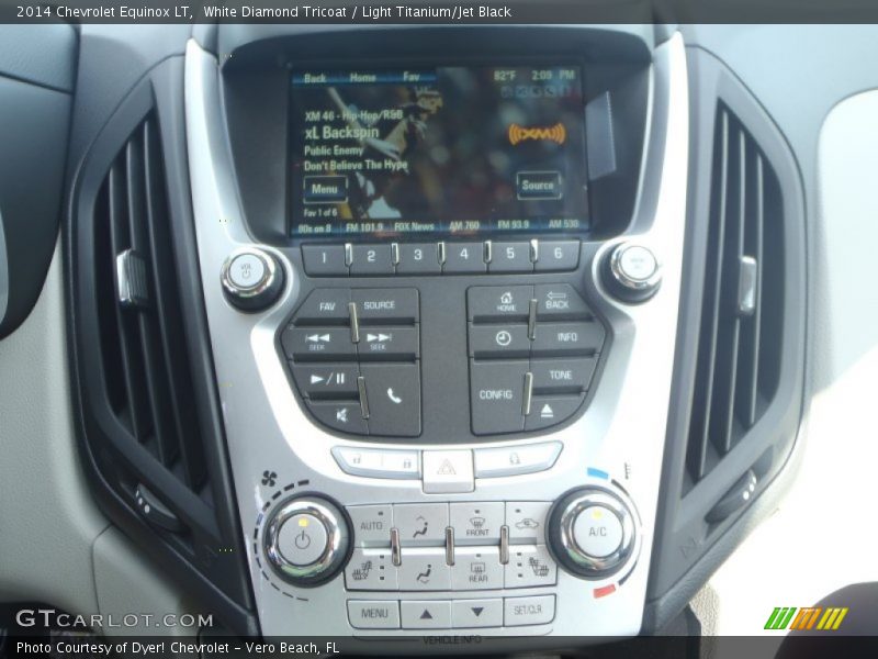 White Diamond Tricoat / Light Titanium/Jet Black 2014 Chevrolet Equinox LT