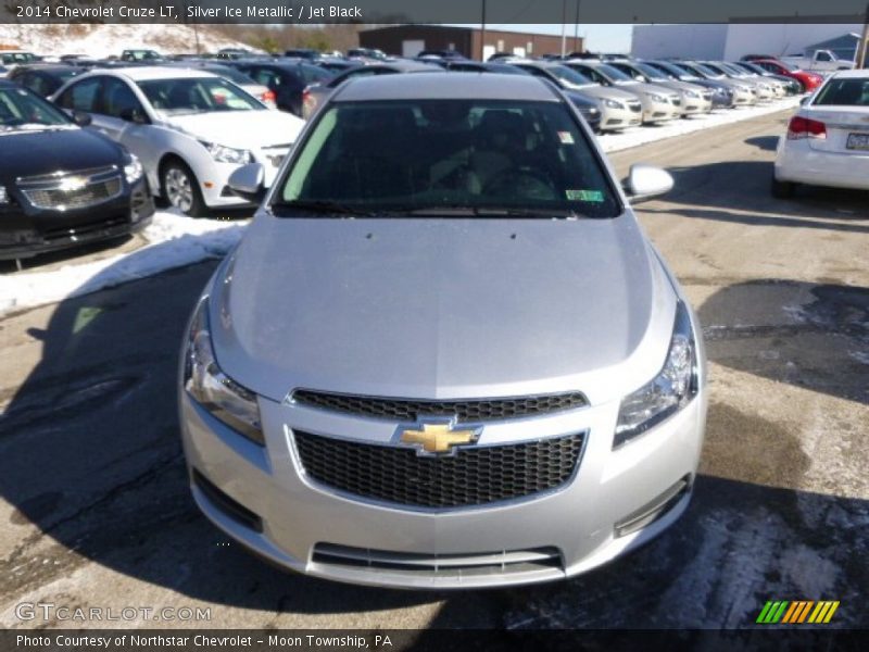 Silver Ice Metallic / Jet Black 2014 Chevrolet Cruze LT