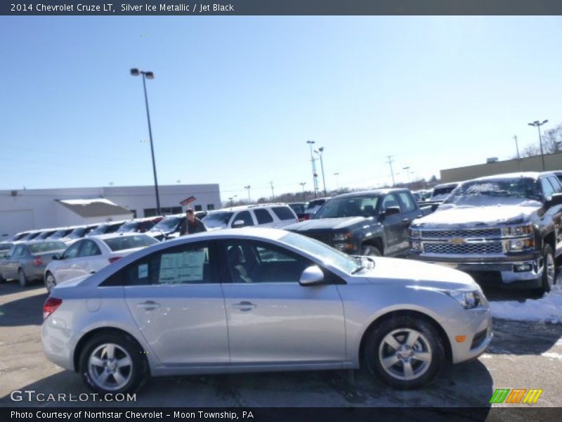Silver Ice Metallic / Jet Black 2014 Chevrolet Cruze LT