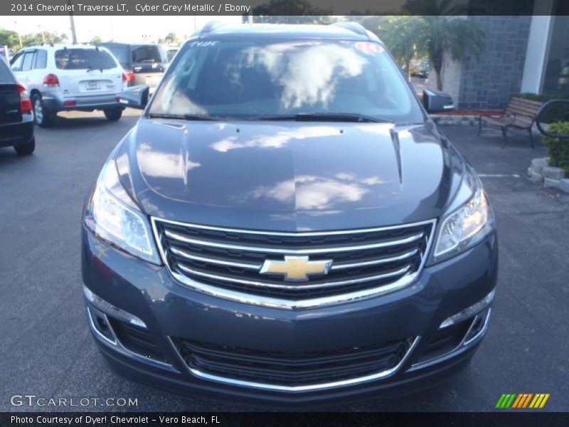 Cyber Grey Metallic / Ebony 2014 Chevrolet Traverse LT