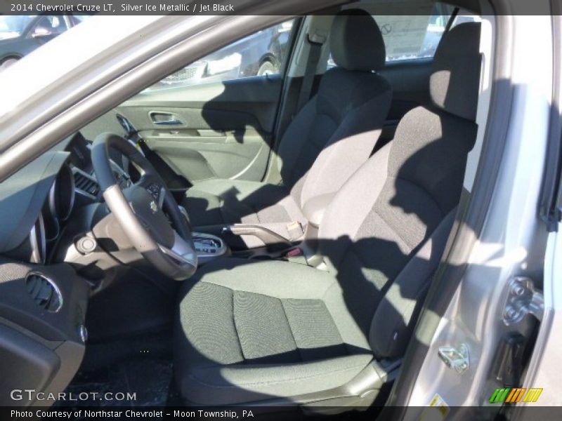 Silver Ice Metallic / Jet Black 2014 Chevrolet Cruze LT
