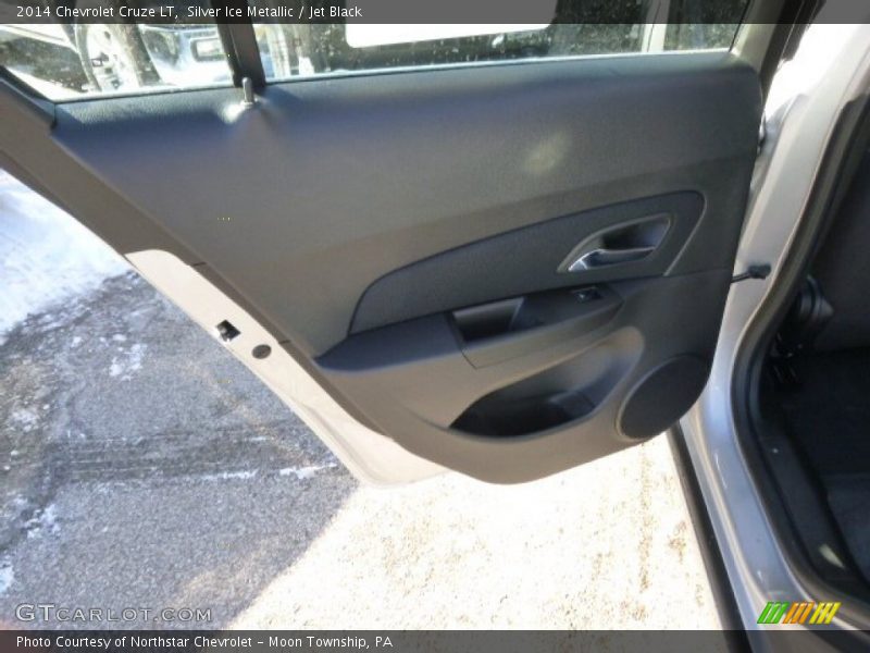 Silver Ice Metallic / Jet Black 2014 Chevrolet Cruze LT