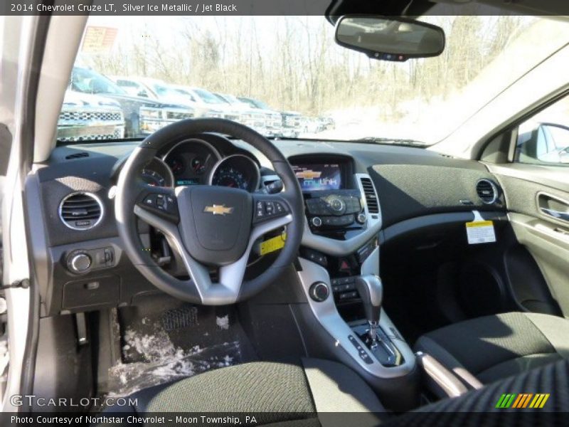 Silver Ice Metallic / Jet Black 2014 Chevrolet Cruze LT