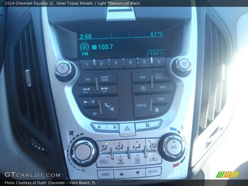 Silver Topaz Metallic / Light Titanium/Jet Black 2014 Chevrolet Equinox LS
