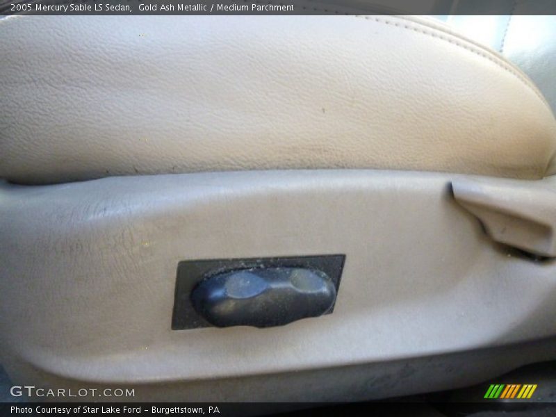 Gold Ash Metallic / Medium Parchment 2005 Mercury Sable LS Sedan