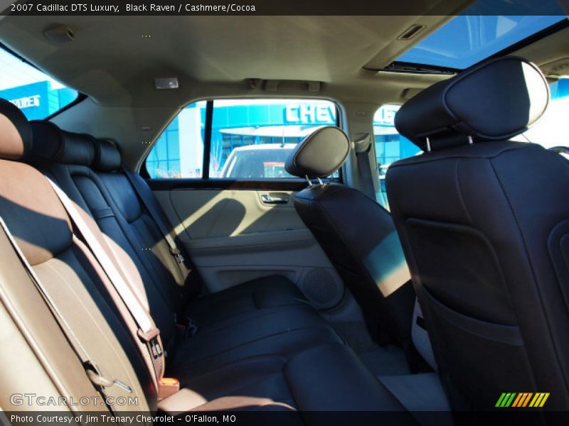 Black Raven / Cashmere/Cocoa 2007 Cadillac DTS Luxury
