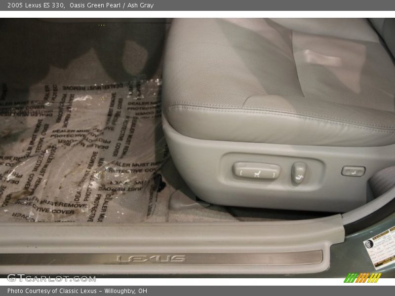 Oasis Green Pearl / Ash Gray 2005 Lexus ES 330