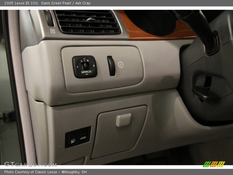 Oasis Green Pearl / Ash Gray 2005 Lexus ES 330