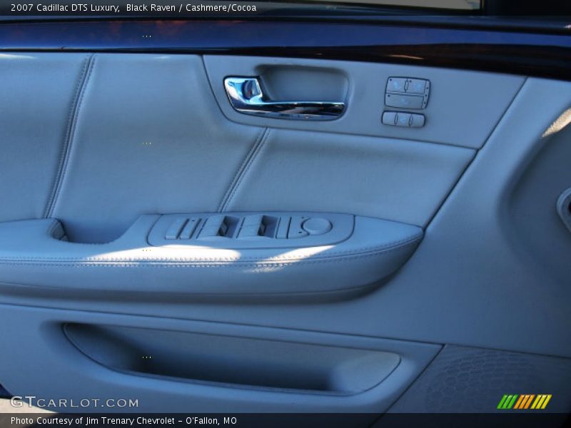 Black Raven / Cashmere/Cocoa 2007 Cadillac DTS Luxury