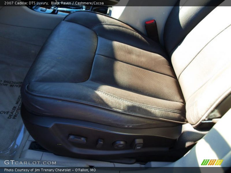Black Raven / Cashmere/Cocoa 2007 Cadillac DTS Luxury