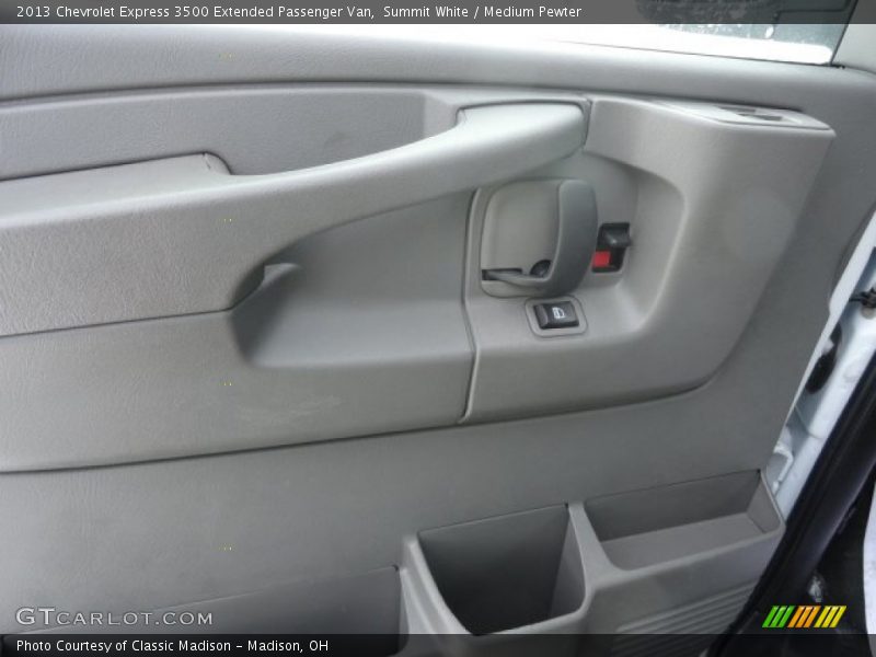 Summit White / Medium Pewter 2013 Chevrolet Express 3500 Extended Passenger Van