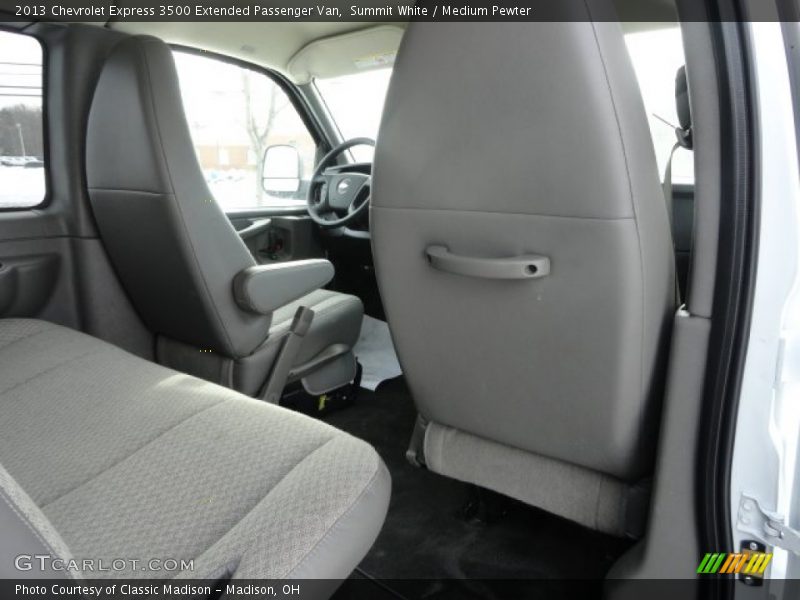 Summit White / Medium Pewter 2013 Chevrolet Express 3500 Extended Passenger Van