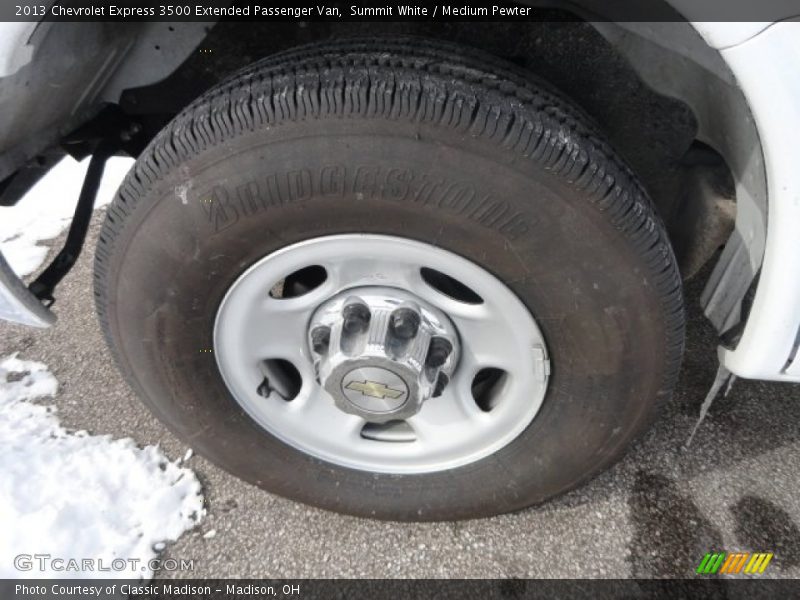 Summit White / Medium Pewter 2013 Chevrolet Express 3500 Extended Passenger Van
