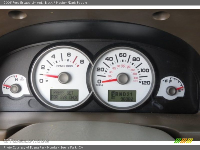 Black / Medium/Dark Pebble 2006 Ford Escape Limited