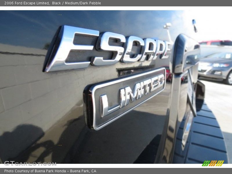Black / Medium/Dark Pebble 2006 Ford Escape Limited