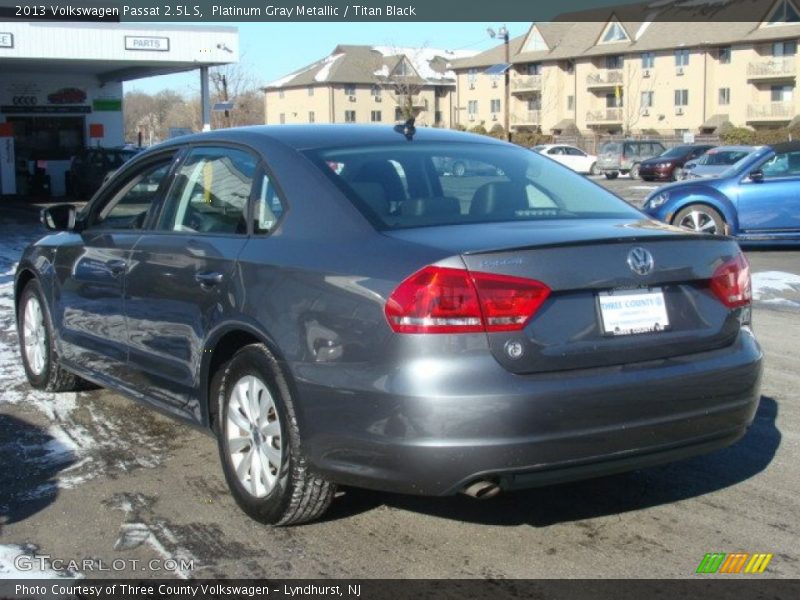Platinum Gray Metallic / Titan Black 2013 Volkswagen Passat 2.5L S