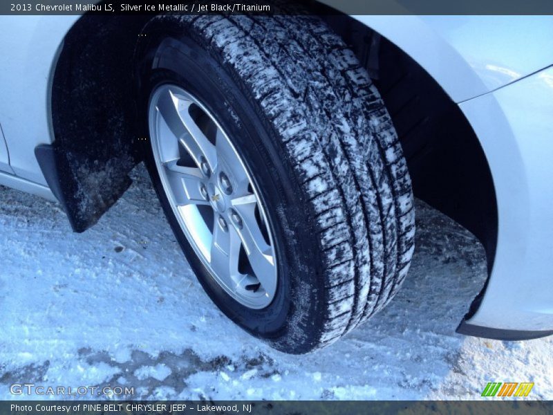 Silver Ice Metallic / Jet Black/Titanium 2013 Chevrolet Malibu LS