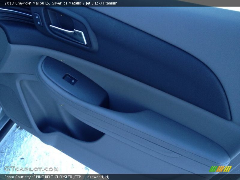 Silver Ice Metallic / Jet Black/Titanium 2013 Chevrolet Malibu LS