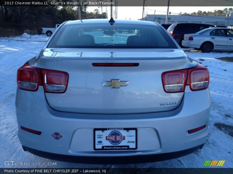 Silver Ice Metallic / Jet Black/Titanium 2013 Chevrolet Malibu LS