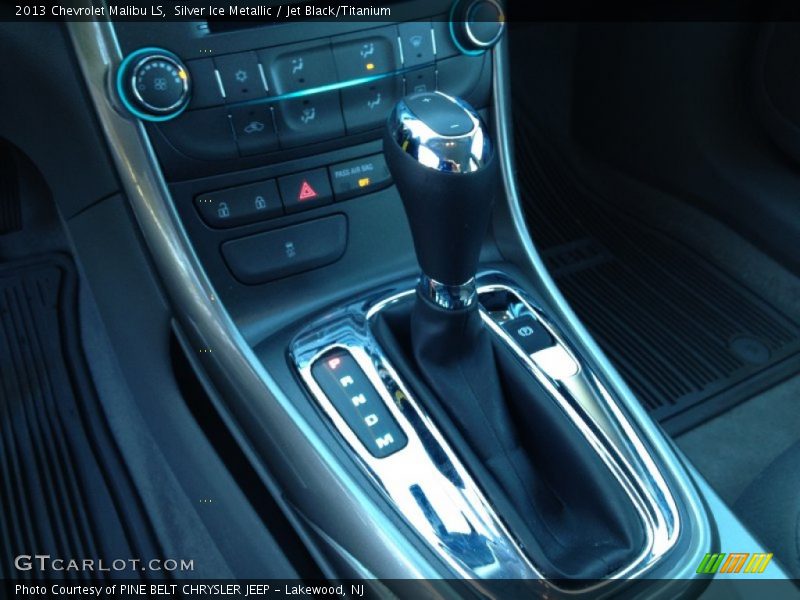 Silver Ice Metallic / Jet Black/Titanium 2013 Chevrolet Malibu LS