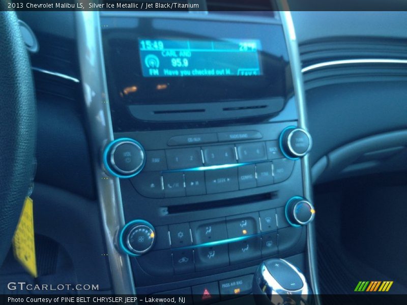 Silver Ice Metallic / Jet Black/Titanium 2013 Chevrolet Malibu LS