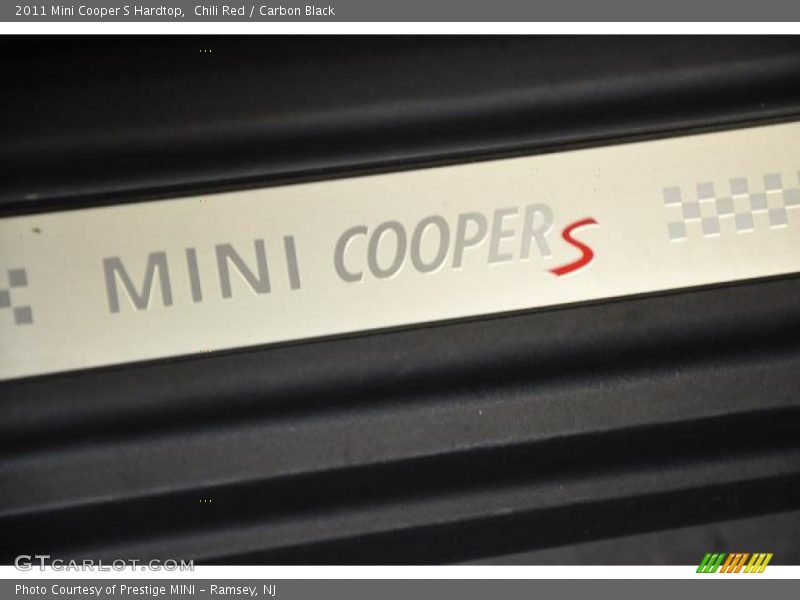 Chili Red / Carbon Black 2011 Mini Cooper S Hardtop