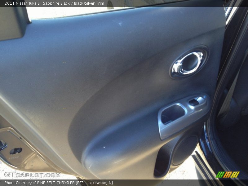 Sapphire Black / Black/Silver Trim 2011 Nissan Juke S