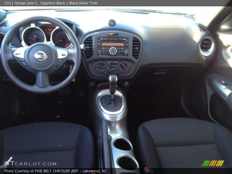 Sapphire Black / Black/Silver Trim 2011 Nissan Juke S