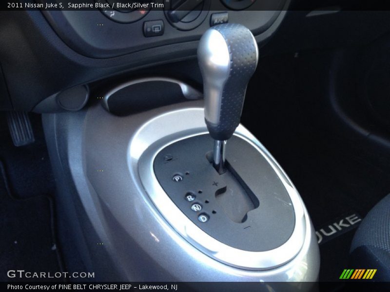 Sapphire Black / Black/Silver Trim 2011 Nissan Juke S