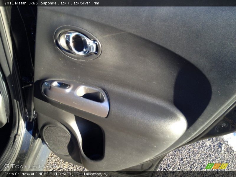 Sapphire Black / Black/Silver Trim 2011 Nissan Juke S