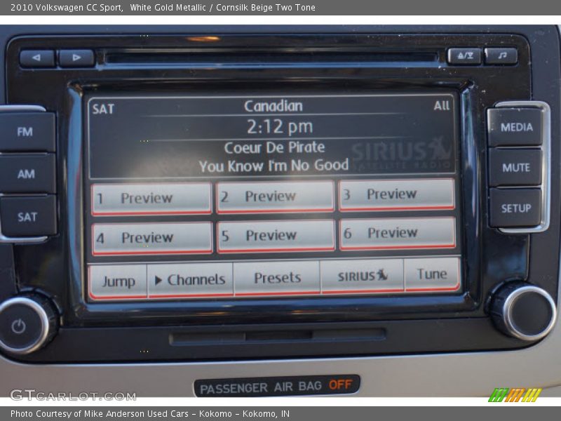 White Gold Metallic / Cornsilk Beige Two Tone 2010 Volkswagen CC Sport