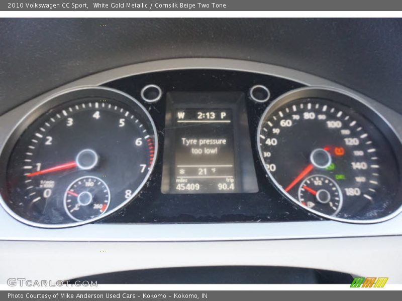 White Gold Metallic / Cornsilk Beige Two Tone 2010 Volkswagen CC Sport