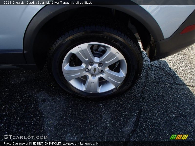 Silver Topaz Metallic / Black 2013 Chevrolet Captiva Sport LS