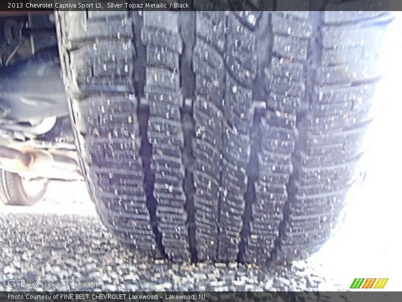 Silver Topaz Metallic / Black 2013 Chevrolet Captiva Sport LS