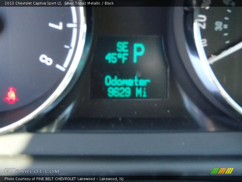 Silver Topaz Metallic / Black 2013 Chevrolet Captiva Sport LS