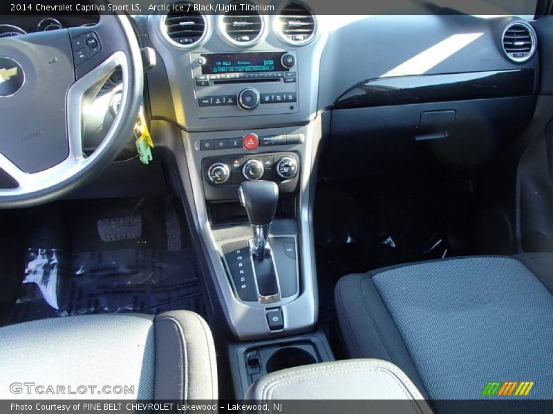Arctic Ice / Black/Light Titanium 2014 Chevrolet Captiva Sport LS