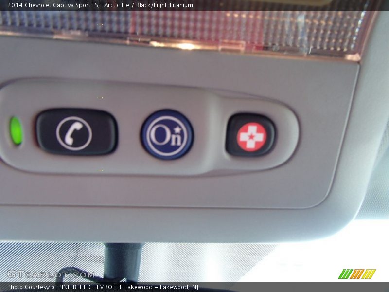 Arctic Ice / Black/Light Titanium 2014 Chevrolet Captiva Sport LS